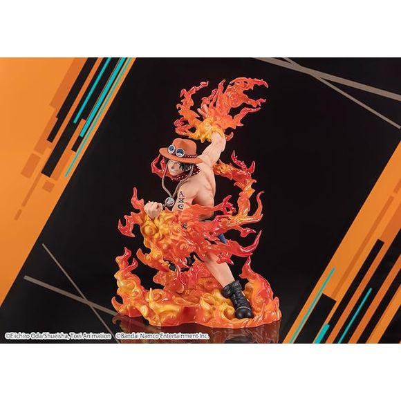 The [EXTRA BATTLE] PORTGAS D. ACE -ONE PIECE BOUNTY RUSH 5th Anniversary- is a special collaborative release, introducing PORTGAS D. ACE to the Figuarts ZERO series!

[Set Contents]
Main Body (including effects)

Size: Approx 6.7 inches tall