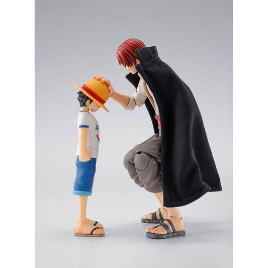 From the ever-popular anime series “ONE PIECE”, S.H.Figuarts is releasing SHANKS＆MONKEY.D.LUFFY -CHILDHOOD-!!

Shanks’ cloak is made from cloth material with wire inside so you can also pose the cloak as you envisioned. You can recreate the iconic, emotional scenes from the series with Luffy as a child and Shanks.

Also, Shanks comes with a bonus facial part for S.H.Figuarts MONKEY.D.LUFFY -ROMANCE DAWN-, which is sold separately!