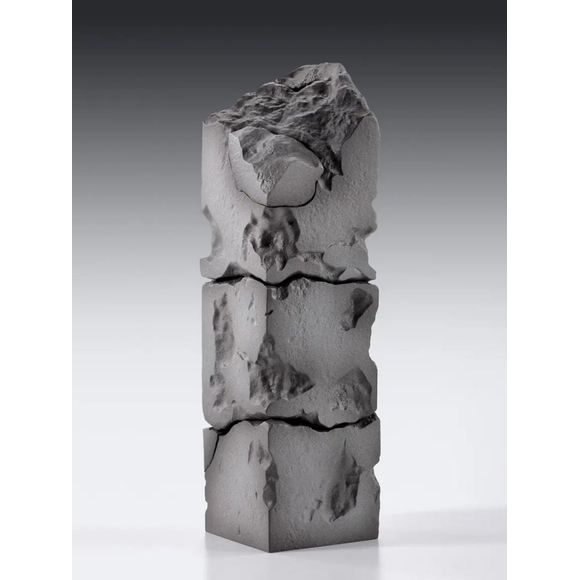 PRE-ORDER: Expected to ship in December of 2025

The hugely popular Tamashii EFFECT series is now releasing a new model, Tamashii EFFECT Concrete Crash, which evokes the moment concrete shatters! Some parts can be made to float using the Tamashii STAGE (sold separately), allowing you to recreate scenest of high-speed movement impacts or floating rocks with psychic powers! *Figure and stand set not included with this product. [Set Contents] Concrete pillars, Complete set of joints