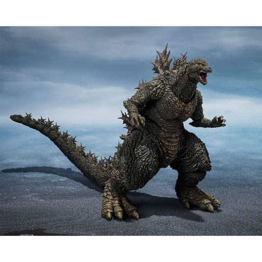 Godzilla from the new attraction "Godzilla the Ride: Great Clash," currently showing at Seibu-en Amusement Park in Tokorozawa near Tokyo, is joining Bandai's "S.H.MonsterArts" action-figure lineup! This incredibly posable figure is based on the 3D data used in the video, and the prototype was sculpted, painted, and produced by Yuji Sakai. Godzilla's dorsal fins in particular are meticulously reproduced, and Godzilla's neck articulation has been improved to allow fans to recreate his impressive swimming pose