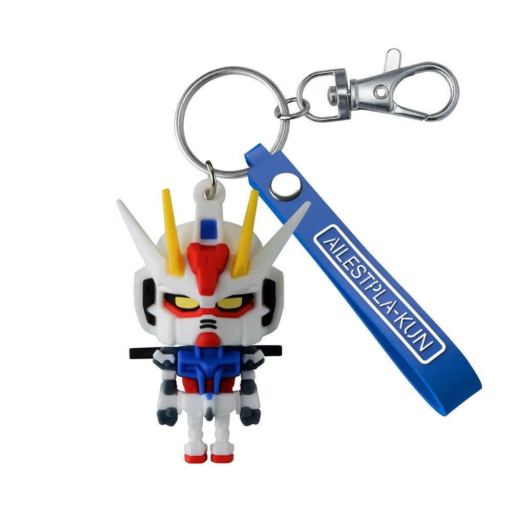 Bandai brings us a fun 3D mascot keychain featuring Ailestpla-kun, the character who conveys the fun of Gunpla! A rubber charm with the character's name Aile Strike is included.