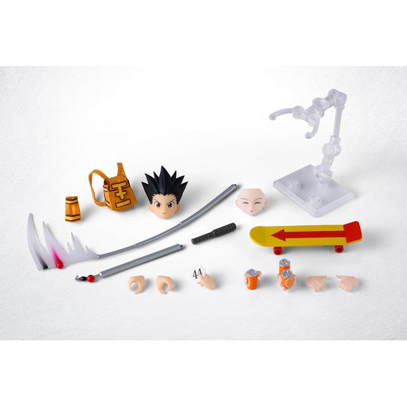 <p>Expand your <strong>Hunter × Hunter</strong> S.H.Figuarts collection with the <strong>Gon &amp; Killua Hunter Exam Arc Option Parts Set</strong> from Bandai Tamashii Nations!</p>

<p>This accessory set is designed for the separately sold <strong>S.H.Figuarts Gon</strong> and <strong>S.H.Figuarts Killua</strong> figures and includes a variety of parts inspired by their adventures during the Hunter Exam arc.</p>

<p>Gon receives additional interchangeable hands and an expression part, along with his backpa