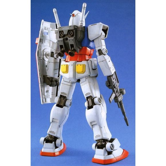 Bandai Hobby Mobile Suit Gundam RX-78-2 Gundam Ver. 1.5 MG 1/100 Model Kit | Galactic Toys & Collectibles