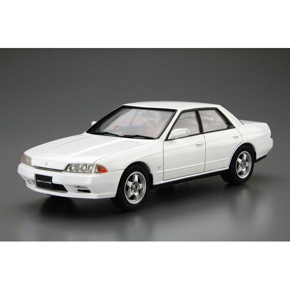 Aoshima Model Car #32 Nissan HCR32 Skyline GTS-t Type M '89 1/24 Scale Model Kit | Galactic Toys & Collectibles
