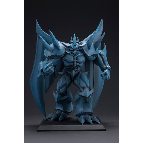 The all-powerful Egyptian God card used by Yugi’s rival, Seto Kaiba, after the Battle City arc, Obelisk the Tormentor, is joining Kotobukiya’s lineup! At over 13 inches tall, the impressive scale of this statue holds a powerful presence befitting one of the strongest cards in the series. Obelisk is also faithfully recreated as it appears in the series, with detailed shading and painting that gives it a bold yet detailed appearance. From the fierce expression befitting of a god of destruction, the muscular f