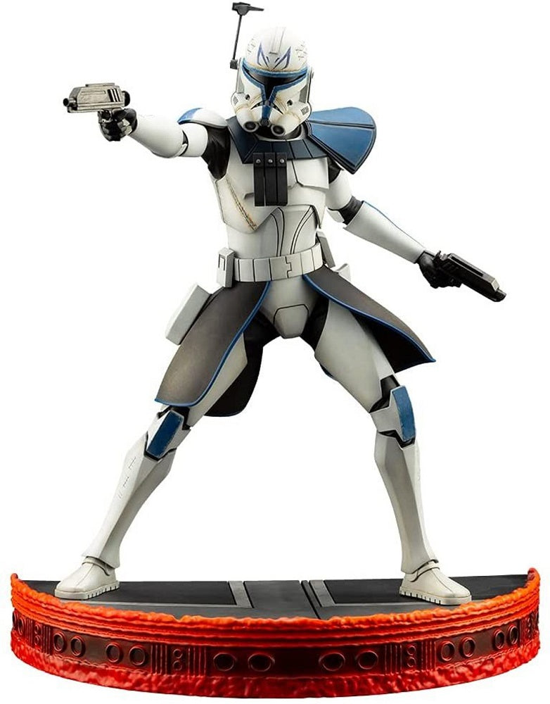 From the final season of the popular animated series STAR WARS: THE CLONE WARS, Captain Rex is joining the ARTFX line! CT-7567, better known as Rex, often takes his orders from Anakin Skywalker or Ahsoka Tano. Of all the clone soldiers that appear throughout the series, Rex is one of the most unique, with his unwavering loyalty and fighting style. Promoted to Commander by Anakin, Rex joins Ahsoka in a battle to free Mandalore and capture Darth Maul. The Commander is posed dynamically, holding his two pistol