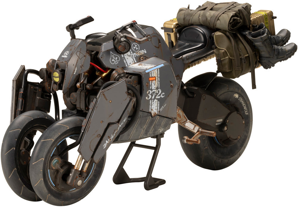 Kotobukiya brings us a 1/12-scale model kit of the Reverse Trike from the opening of the game "Death Stranding," as driven by the main character Sam Porter Bridges! The headlights and rear luggage are newly molded, and the coloring and markings are also new. It can be built in one of two modes: on-road and off-road. Two types of stands are included, one for each of the modes.