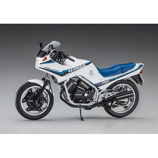 Hasegawa Honda VT250F (MC08) Motorcycle 1/12 Scale Model Kit | Galactic Toys & Collectibles