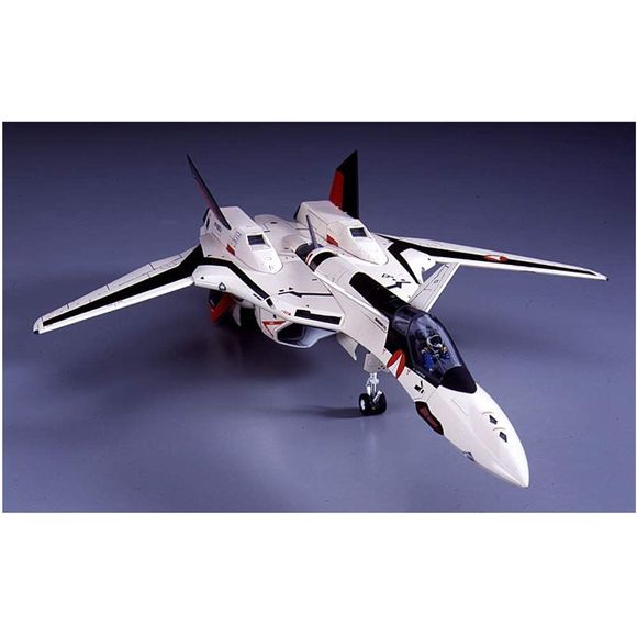 Hasegawa Macross Plus YF-19 Fighter 1/72 Scale Model Kit | Galactic Toys & Collectibles