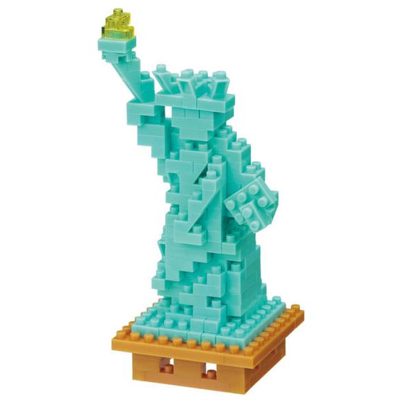 You don't have to be an architect to create with nanoblock! With these micro-sized building blocks, 3D buildings take shape right beneath your fingers! You will be amazed as the Statue of Liberty is erected to the tiniest detail. With over 160 assorted pieces create a detailed replica of the world famous Statue of Liberty that fits perfectly in the palm of your hand.