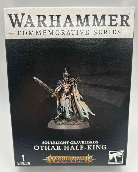 This kit builds one Soulblight Gravelords Othar Half-King for games of Warhammer Age of Sigmar. Requires assembly, paint and glue.