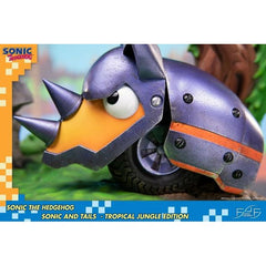 First 4 Figures: Sonic the Hedgehog – Sonic and Tails Tropical Jungle Edition (Sample)