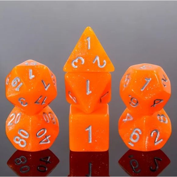 A 7 pcs Polyhedral dice set used for Dungeons and Dragons, MTG , RPG Games etc. The dice included are 1- D4,1- D6,1- D8,1- D10,1- D00,1- D12, and 1- D20