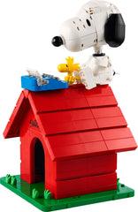 LEGO Ideas 21368 Peanuts: Snoopy's Doghouse Building Set