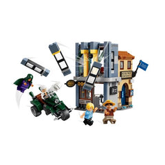 LEGO ONE PIECE 75642 Showdown with Captain Smoker Building Set