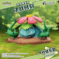 Harness the power of nature with this impressive Venusaur Battle Moment display figure from the Pokémon Battle Moment Series. Depicting the fully evolved Grass- and Poison-type Pokémon emerging from a forest battlefield, this collectible showcases Venusaur's immense strength with detailed vine effects, a vibrant flowering canopy, and a dynamic terrain base.

Featuring exceptional sculpting and rich colors, this figure captures the commanding presence of one of Kanto's most iconic starter evolutions.