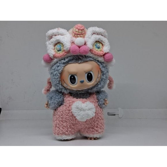 Make all your friends say "What the flip is that?!?" with this adorable monster outfit. Outfit includes hat and pants for your favorite Labubu. Customize and accessorize yours today! Labubu not included.