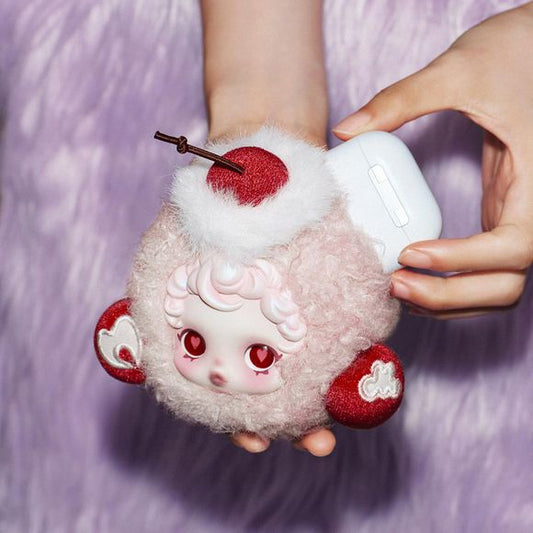 POP MART SKULLPANDA You Found Me! Moldy Muffin Earphone Headphone Bag AUTHENTIC